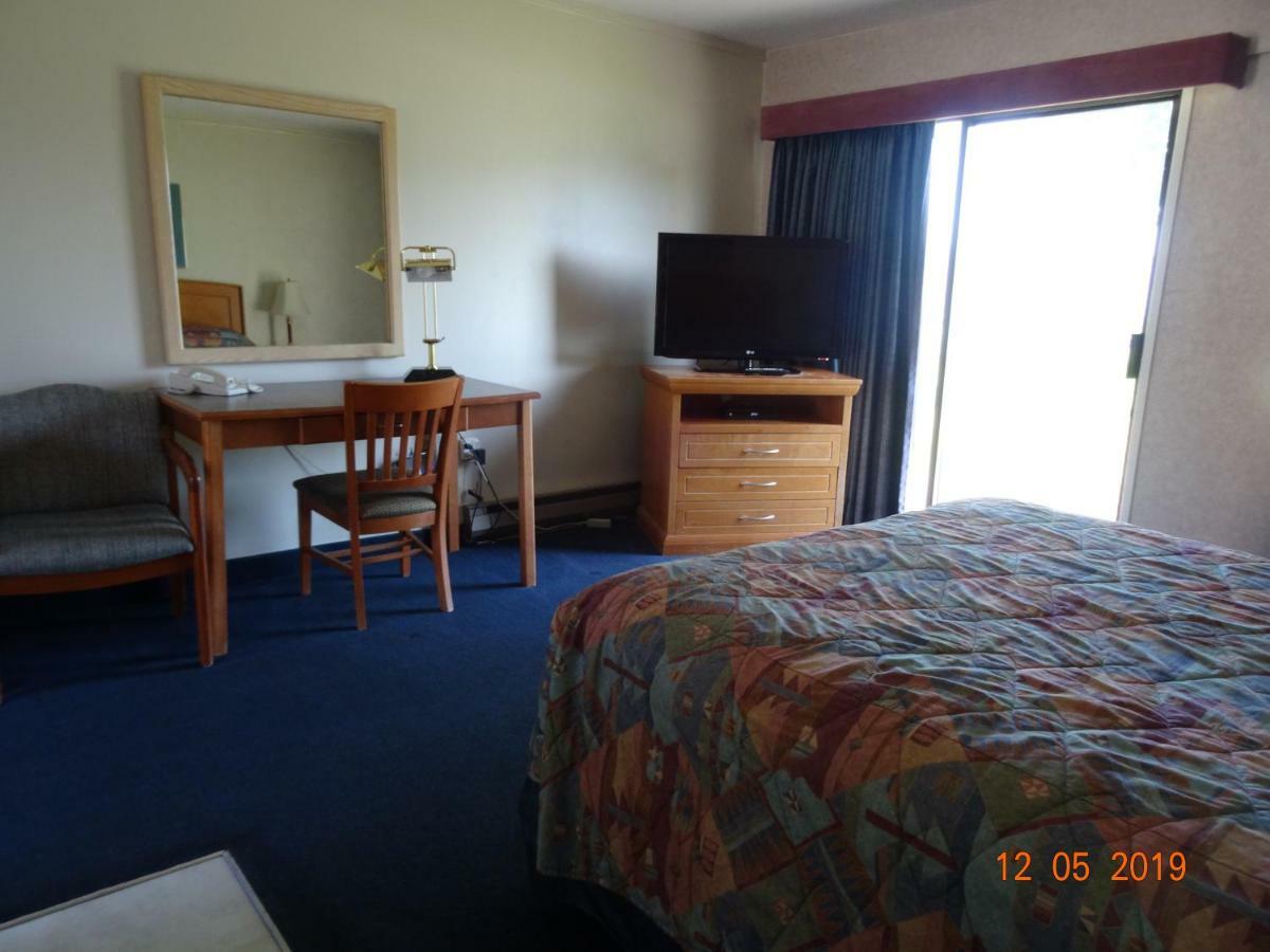 Hospitality Inn Kamloops Eksteriør bilde